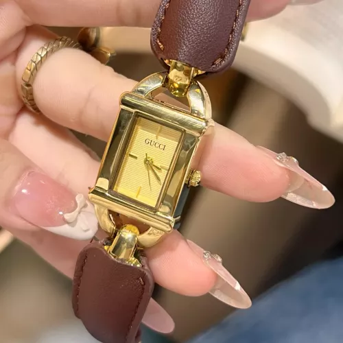 Gucci Watches #1383150