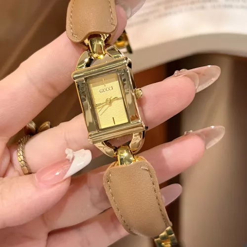 Gucci Watches #1383158