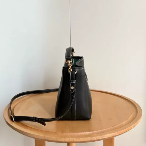Cheap Gucci AAA Quality Messenger Bags For Women #1384157 Replica Wholesale [$72.00 USD] [ITEM#1384157] on Replica Gucci AAA Quality Messenger Bags