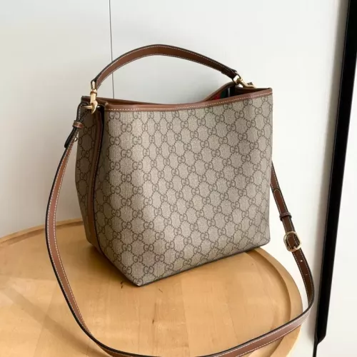 Cheap Gucci AAA Quality Messenger Bags For Women #1384163 Replica Wholesale [$76.00 USD] [ITEM#1384163] on Replica Gucci AAA Quality Messenger Bags