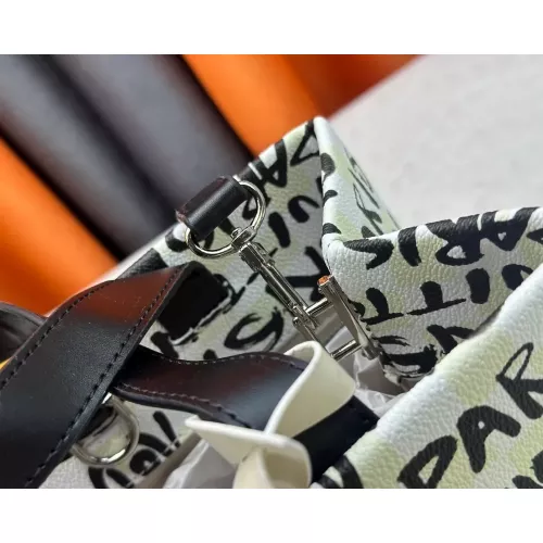 Cheap Louis Vuitton AAA Quality Handbags For Women #1384203 Replica Wholesale [$72.00 USD] [ITEM#1384203] on Replica Louis Vuitton AAA Quality Handbags