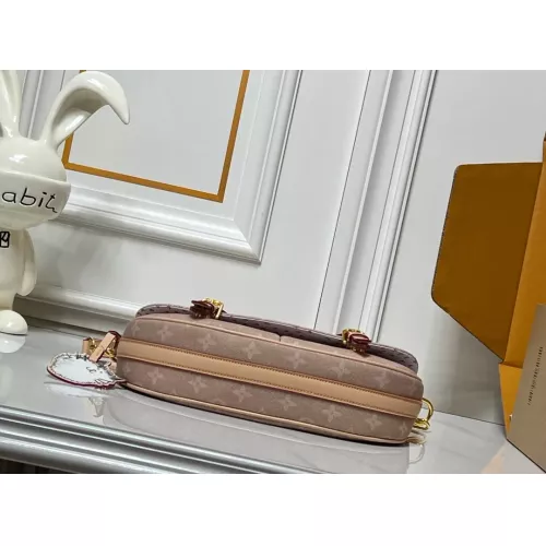 Cheap Louis Vuitton AAA Quality Messenger Bags For Women #1384305 Replica Wholesale [$72.00 USD] [ITEM#1384305] on Replica Louis Vuitton AAA Quality Messenger Bags