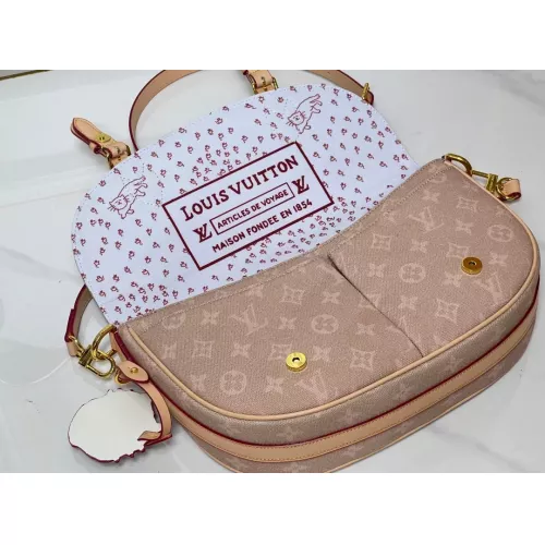 Cheap Louis Vuitton AAA Quality Messenger Bags For Women #1384305 Replica Wholesale [$72.00 USD] [ITEM#1384305] on Replica Louis Vuitton AAA Quality Messenger Bags