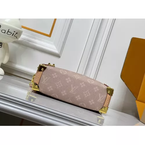 Cheap Louis Vuitton AAA Quality Messenger Bags For Women #1384328 Replica Wholesale [$76.00 USD] [ITEM#1384328] on Replica Louis Vuitton AAA Quality Messenger Bags