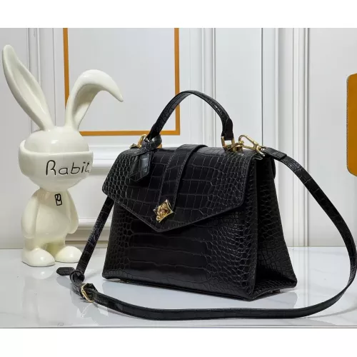 Cheap Louis Vuitton AAA Quality Messenger Bags For Women #1384510 Replica Wholesale [$72.00 USD] [ITEM#1384510] on Replica Louis Vuitton AAA Quality Messenger Bags