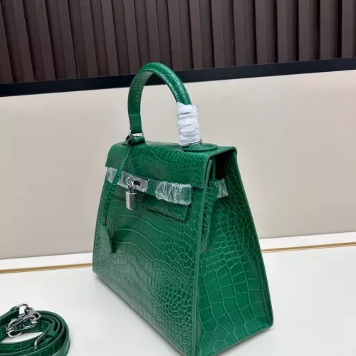 Cheap Hermes AAA Quality Handbags For Women #1384847 Replica Wholesale [$96.00 USD] [ITEM#1384847] on Replica Hermes AAA Quality Handbags