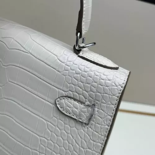 Cheap Hermes AAA Quality Handbags For Women #1384848 Replica Wholesale [$96.00 USD] [ITEM#1384848] on Replica Hermes AAA Quality Handbags