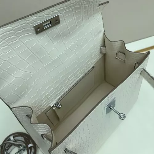 Cheap Hermes AAA Quality Handbags For Women #1384848 Replica Wholesale [$96.00 USD] [ITEM#1384848] on Replica Hermes AAA Quality Handbags