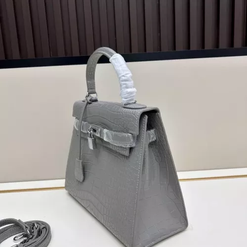 Cheap Hermes AAA Quality Handbags For Women #1384851 Replica Wholesale [$96.00 USD] [ITEM#1384851] on Replica Hermes AAA Quality Handbags