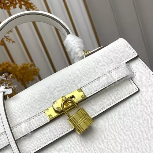 Cheap Hermes AAA Quality Handbags For Women #1384925 Replica Wholesale [$88.00 USD] [ITEM#1384925] on Replica Hermes AAA Quality Handbags
