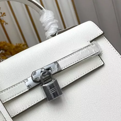 Cheap Hermes AAA Quality Handbags For Women #1384928 Replica Wholesale [$88.00 USD] [ITEM#1384928] on Replica Hermes AAA Quality Handbags