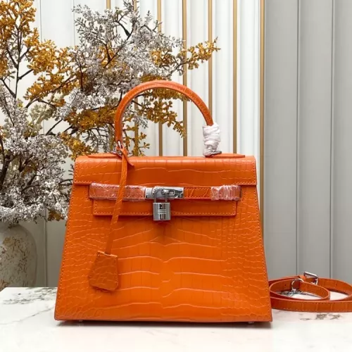 Hermes AAA Quality Handbags For Women #1385036