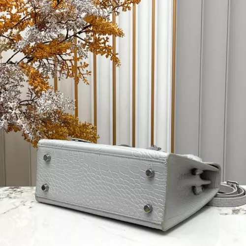 Cheap Hermes AAA Quality Handbags For Women #1385040 Replica Wholesale [$92.00 USD] [ITEM#1385040] on Replica Hermes AAA Quality Handbags