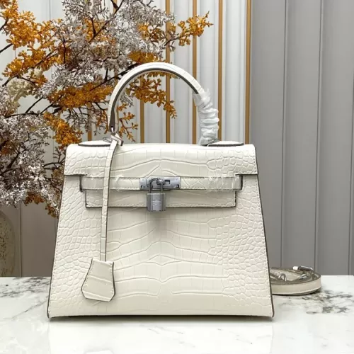 Hermes AAA Quality Handbags For Women #1385046