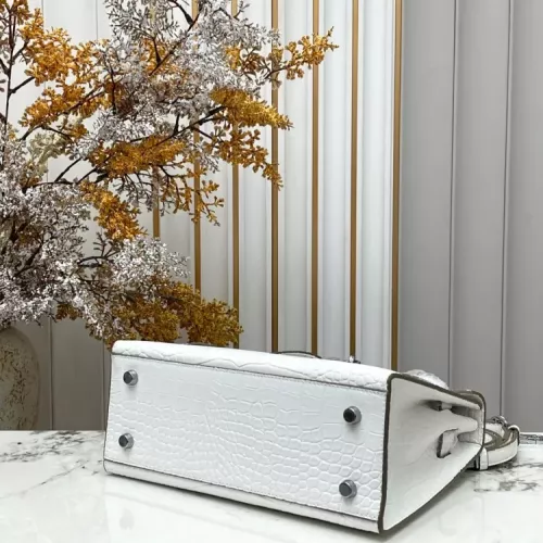 Cheap Hermes AAA Quality Handbags For Women #1385047 Replica Wholesale [$92.00 USD] [ITEM#1385047] on Replica Hermes AAA Quality Handbags