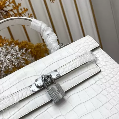 Cheap Hermes AAA Quality Handbags For Women #1385047 Replica Wholesale [$92.00 USD] [ITEM#1385047] on Replica Hermes AAA Quality Handbags