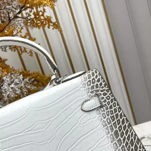 Cheap Hermes AAA Quality Handbags For Women #1385048 Replica Wholesale [$92.00 USD] [ITEM#1385048] on Replica Hermes AAA Quality Handbags