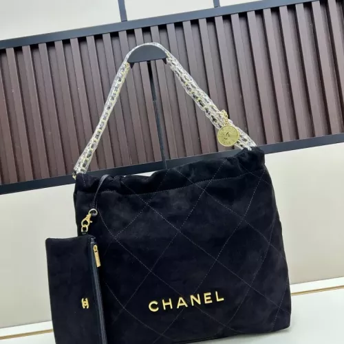 Chanel AAA Quality Shoulder Bags For Women #1385502