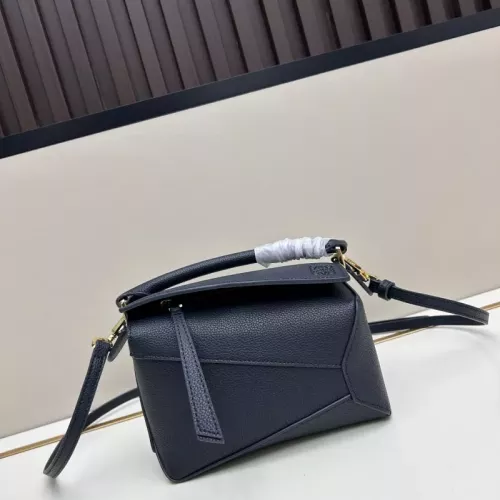 LOEWE AAA Quality Messenger Bags For Women #1385670