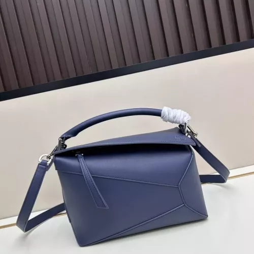 LOEWE AAA Quality Messenger Bags For Women #1385672