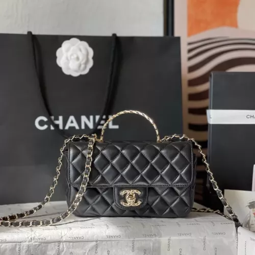 Chanel AAA Quality Messenger Bags For Women #1385912