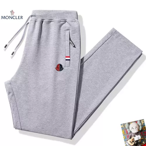 Moncler Pants For Men #1385993