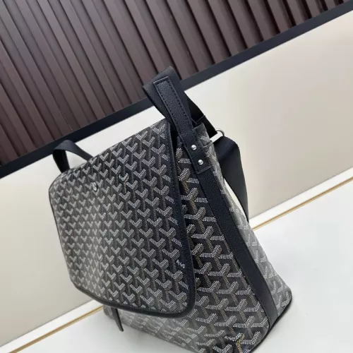 Cheap Goyard AAA Quality Messenger Bags For Unisex #1386108 Replica Wholesale [$88.00 USD] [ITEM#1386108] on Replica Goyard AAA Quality Messenger Bags