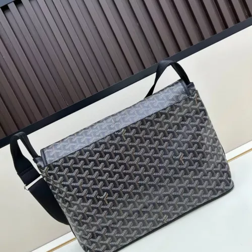 Cheap Goyard AAA Quality Messenger Bags For Unisex #1386108 Replica Wholesale [$88.00 USD] [ITEM#1386108] on Replica Goyard AAA Quality Messenger Bags