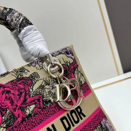 Cheap Christian Dior AAA Quality Handbags For Women #1386154 Replica Wholesale [$115.00 USD] [ITEM#1386154] on Replica Christian Dior AAA Quality Handbags