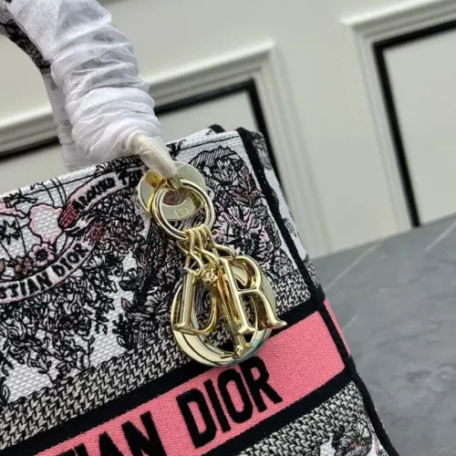 Cheap Christian Dior AAA Quality Handbags For Women #1386165 Replica Wholesale [$115.00 USD] [ITEM#1386165] on Replica Christian Dior AAA Quality Handbags