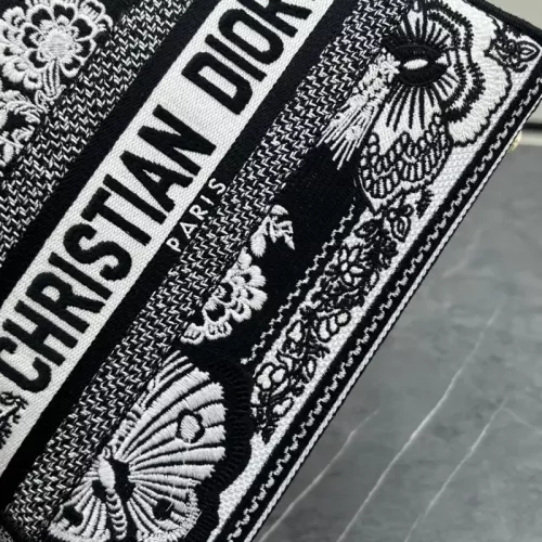 Cheap Christian Dior AAA Quality Handbags For Women #1386175 Replica Wholesale [$115.00 USD] [ITEM#1386175] on Replica Christian Dior AAA Quality Handbags