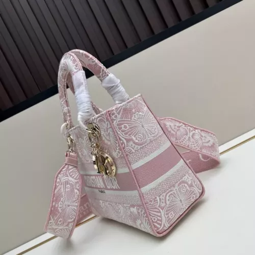 Cheap Christian Dior AAA Quality Handbags For Women #1386184 Replica Wholesale [$115.00 USD] [ITEM#1386184] on Replica Christian Dior AAA Quality Handbags