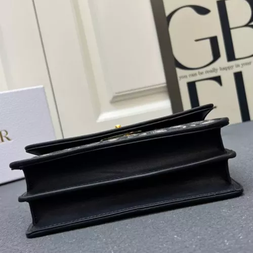 Cheap Christian Dior AAA Quality Messenger Bags For Women #1386340 Replica Wholesale [$98.00 USD] [ITEM#1386340] on Replica Christian Dior AAA Quality Messenger Bags