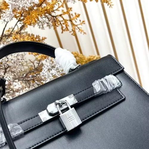 Cheap Hermes AAA Quality Handbags For Women #1386387 Replica Wholesale [$92.00 USD] [ITEM#1386387] on Replica Hermes AAA Quality Handbags