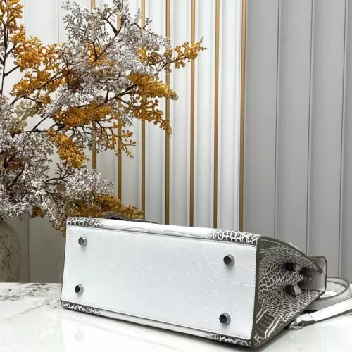 Cheap Hermes AAA Quality Handbags For Women #1386533 Replica Wholesale [$92.00 USD] [ITEM#1386533] on Replica Hermes AAA Quality Handbags