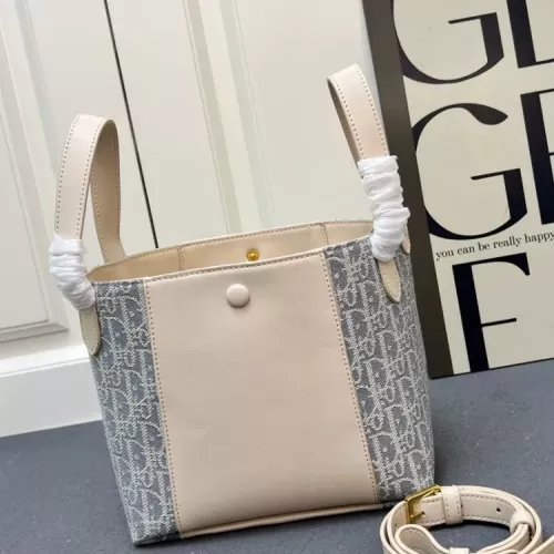 Cheap Christian Dior AAA Quality Handbags For Women #1386553 Replica Wholesale [$100.00 USD] [ITEM#1386553] on Replica Christian Dior AAA Quality Handbags