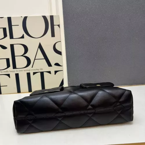 Cheap Chanel AAA Quality Shoulder Bags For Women #1386880 Replica Wholesale [$98.00 USD] [ITEM#1386880] on Replica Chanel AAA Quality Shoulder Bags