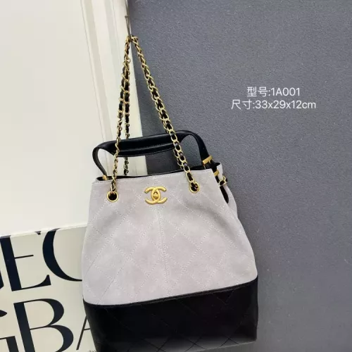 Chanel AAA Quality Shoulder Bags For Women #1386885