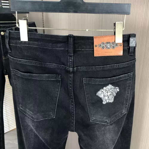 Cheap Versace Jeans For Men #1386897 Replica Wholesale [$80.00 USD] [ITEM#1386897] on Replica Versace Jeans