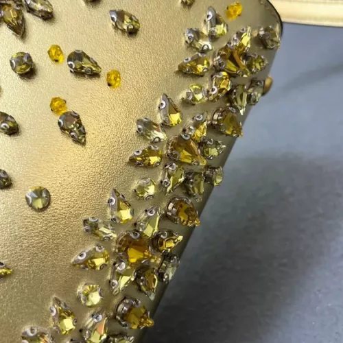 Cheap Valentino AAA Quality Messenger Bags For Women #1386999 Replica Wholesale [$128.00 USD] [ITEM#1386999] on Replica Valentino AAA Quality Messenger Bags