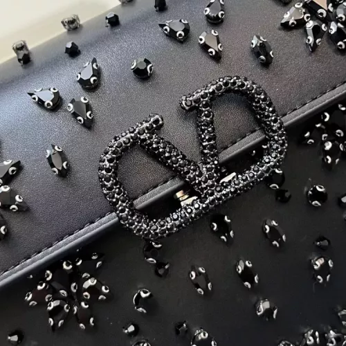 Cheap Valentino AAA Quality Messenger Bags For Women #1387000 Replica Wholesale [$128.00 USD] [ITEM#1387000] on Replica Valentino AAA Quality Messenger Bags