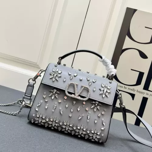 Valentino AAA Quality Messenger Bags For Women #1387001