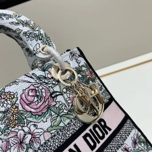 Cheap Christian Dior AAA Quality Handbags For Women #1387342 Replica Wholesale [$105.00 USD] [ITEM#1387342] on Replica Christian Dior AAA Quality Handbags