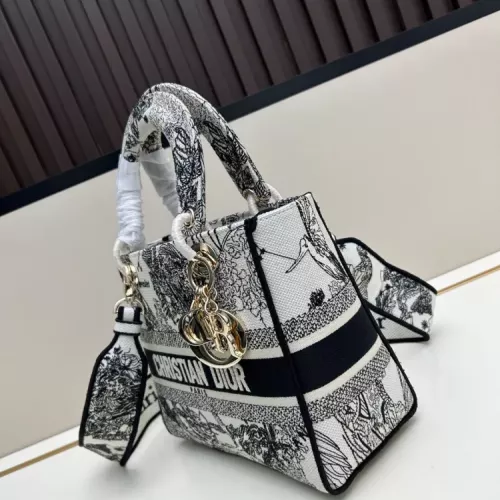 Cheap Christian Dior AAA Quality Handbags For Women #1387346 Replica Wholesale [$105.00 USD] [ITEM#1387346] on Replica Christian Dior AAA Quality Handbags