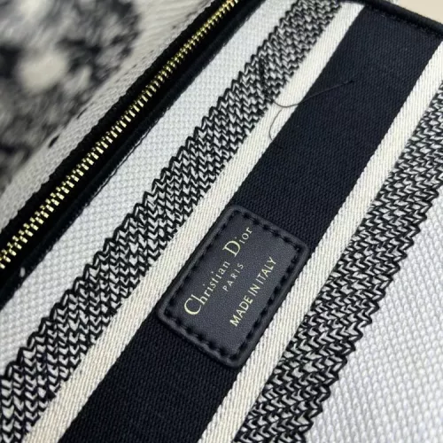 Cheap Christian Dior AAA Quality Handbags For Women #1387346 Replica Wholesale [$105.00 USD] [ITEM#1387346] on Replica Christian Dior AAA Quality Handbags
