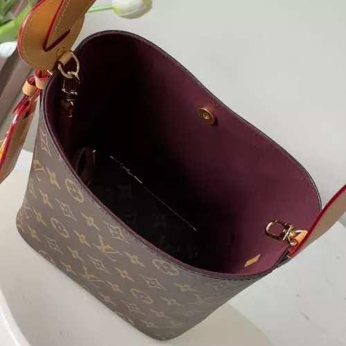 Cheap Louis Vuitton AAA Quality Messenger Bags For Women #1387693 Replica Wholesale [$172.00 USD] [ITEM#1387693] on Replica Louis Vuitton AAA Quality Messenger Bags