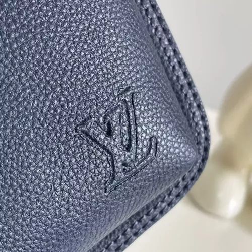 Cheap Louis Vuitton AAA Man Messenger Bags #1387730 Replica Wholesale [$170.00 USD] [ITEM#1387730] on Replica Louis Vuitton AAA Man Messenger Bags