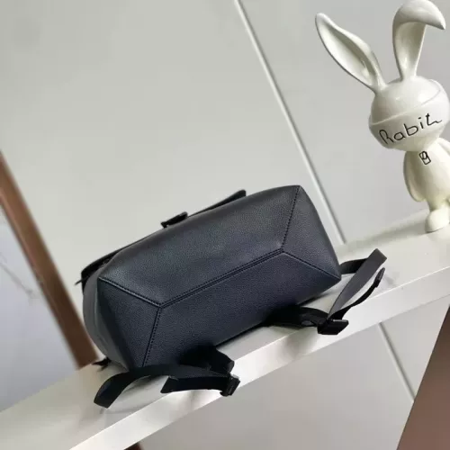 Cheap Louis Vuitton LV AAA Man Backpacks #1387734 Replica Wholesale [$222.00 USD] [ITEM#1387734] on Replica Louis Vuitton LV AAA Man Backpacks