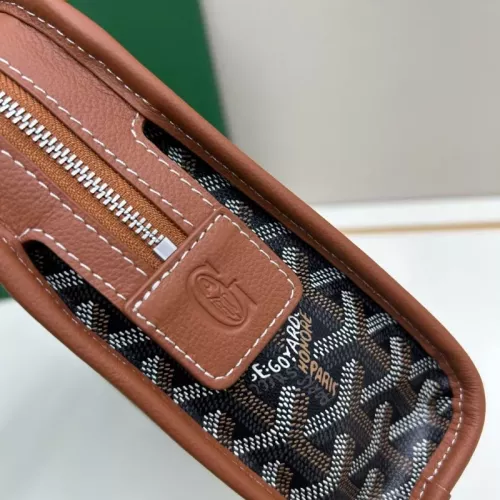 Cheap Goyard AAA Quality Toilet Pouches For Women #1387757 Replica Wholesale [$80.00 USD] [ITEM#1387757] on Replica Goyard AAA Quality Pouches