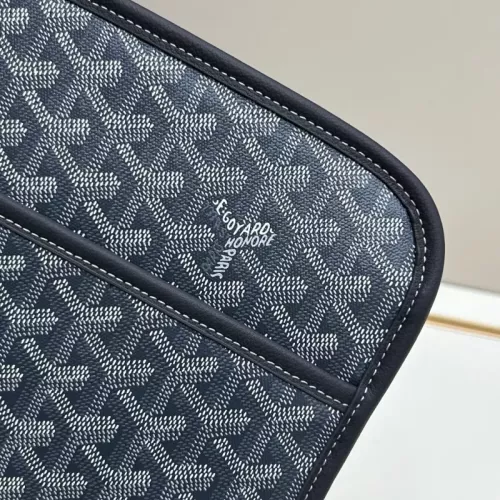 Cheap Goyard AAA Quality Toilet Pouches For Women #1387764 Replica Wholesale [$82.00 USD] [ITEM#1387764] on Replica Goyard AAA Quality Pouches